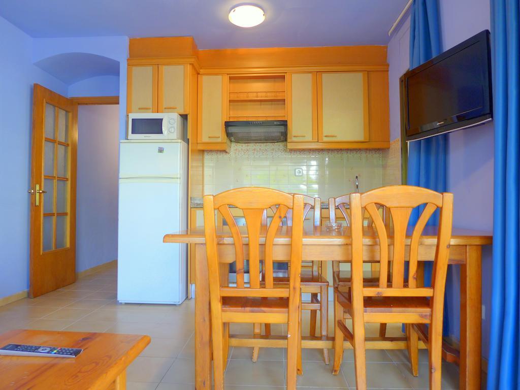 Rentalmar Diplomatic Park Salou Habitación foto