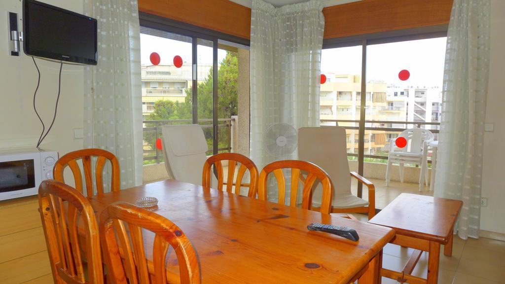 Rentalmar Diplomatic Park Salou Habitación foto